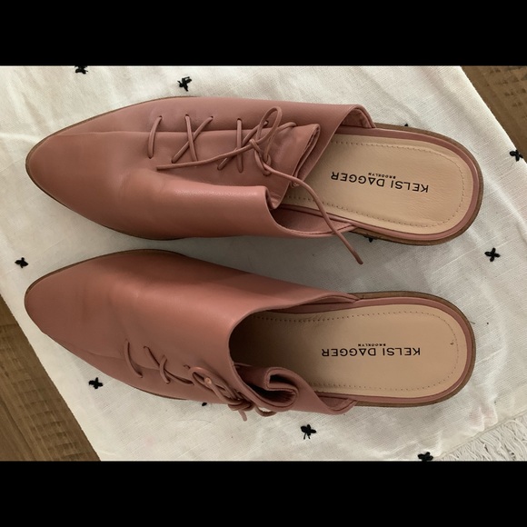 Kelsi Dagger Brooklyn - Pink Avenue Slides - Picture 4 of 6